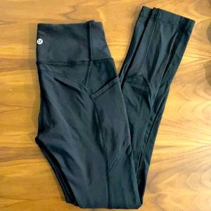lulu lemon size 6 worn once